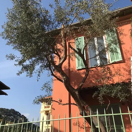 Couette-café Gaby-chambres 4*