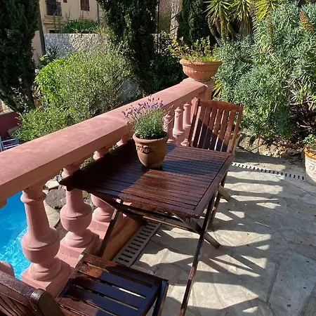 Gaby-chambres Bed & Breakfast 4*