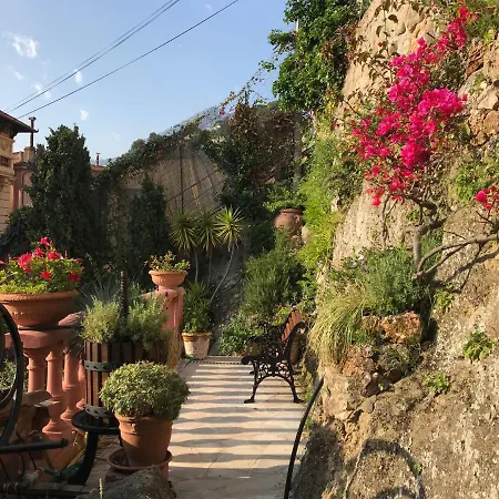 Couette-café Gaby-chambres Menton