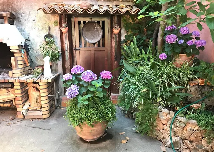 فندق مبيت وإفطار Gaby-chambres مينتون